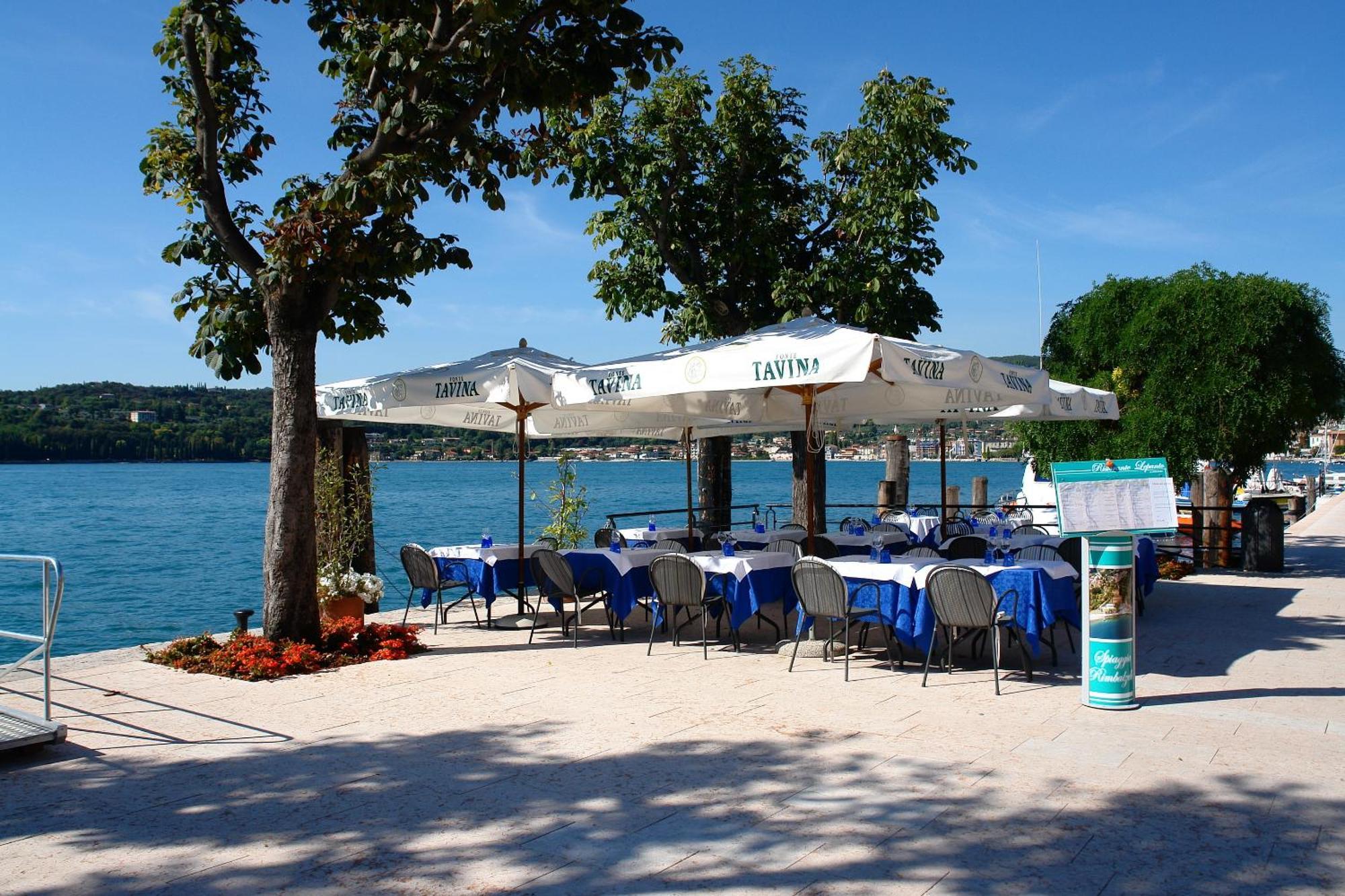 Hotel Ristorante Lepanto سالو المظهر الخارجي الصورة